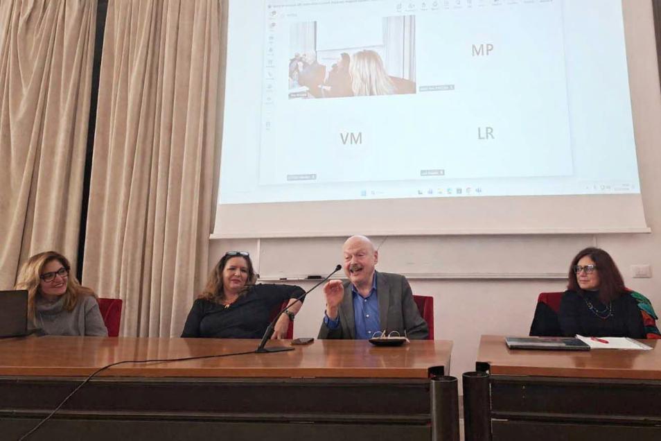 Il tavolo dei relatori